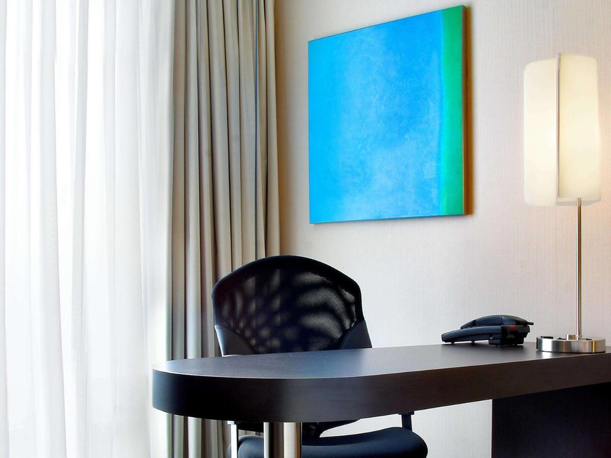 Novotel Toronto North York Luaran gambar
