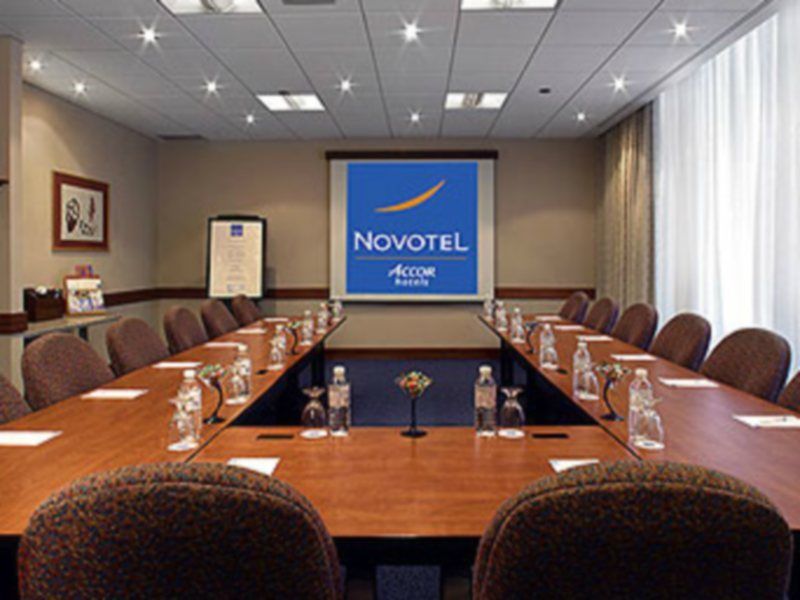 Novotel Toronto North York Luaran gambar